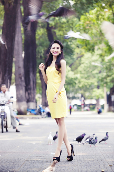 “Nhờ[-]đàn[-]bồ[-]câu[-]này[-]mà[-]Sài[-]Gòn[-]đẹp[-]và[-]thanh[-]bình[-]hơn[-]rất[-]nhiều”[-]–[-]Hoa[-]hậu[-]chia[-]sẻ.